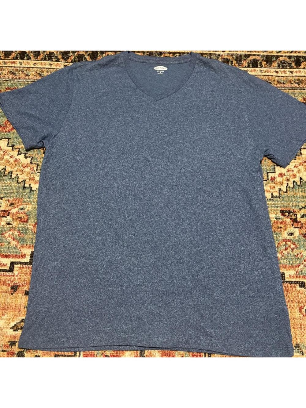 Old Navy Soft V-Neck Tee - M - 0423